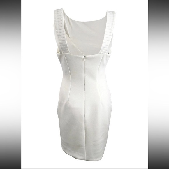 Guess White Asymmetrical Bodycon One Shoulder Cocktail Dress NWT 168.00 - Picture 3 of 3